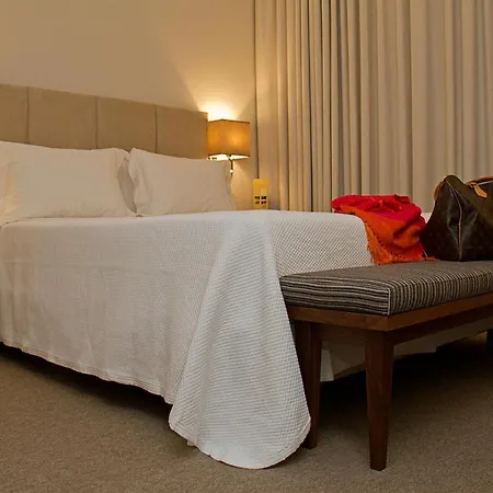 Consolata 4*