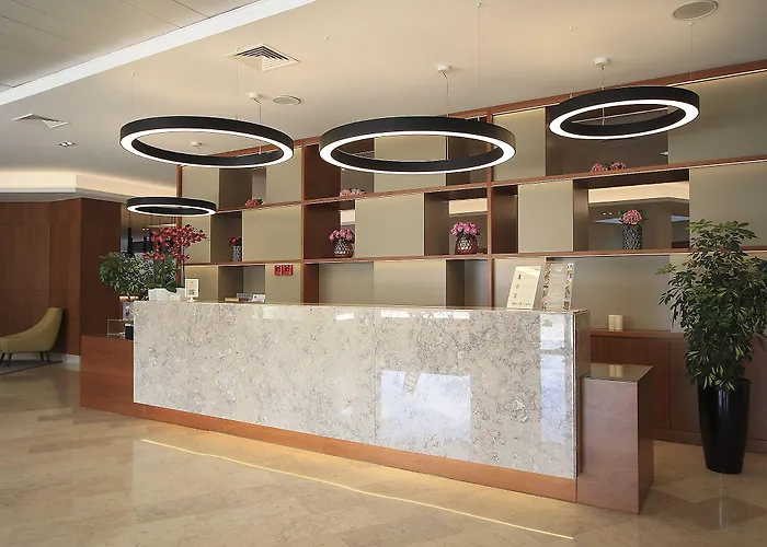 Consolata ホテル 4*